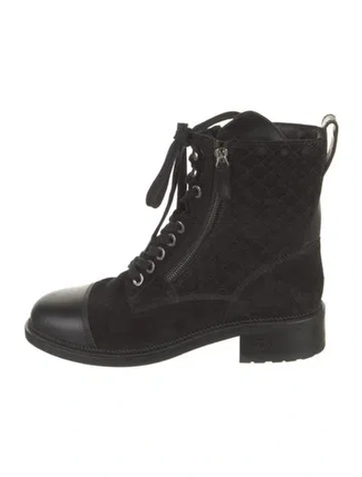 Pre-owned Chanel 2018 Interlocking Cc Logo Combat Boots In Black
