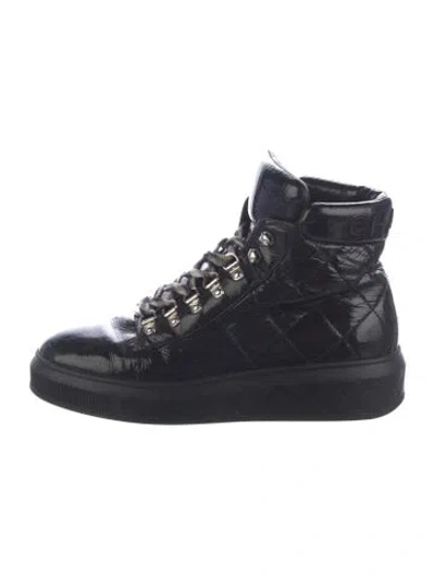 Pre-owned Chanel 2018 Interlocking Cc Logo Combat Boots In Black