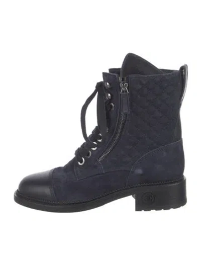 Pre-owned Chanel 2018 Interlocking Cc Logo Combat Boots In Blue