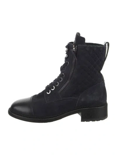 Pre-owned Chanel 2018 Interlocking Cc Logo Combat Boots In Blue