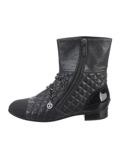Pre-owned Chanel 2018 Interlocking Cc Logo Combat Boots In Grey