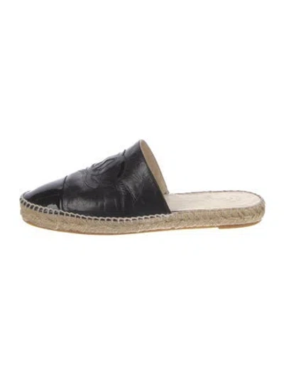 Pre-owned Chanel 2018 Interlocking Cc Logo Espadrilles In Black