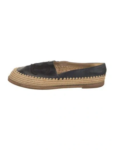 Pre-owned Chanel 2018 Interlocking Cc Logo Espadrilles In Black
