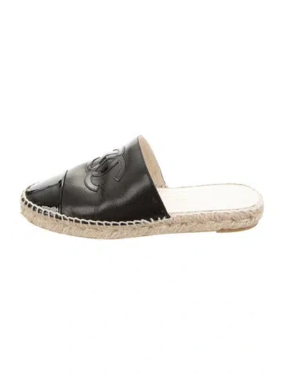 Pre-owned Chanel 2018 Interlocking Cc Logo Espadrilles In Black