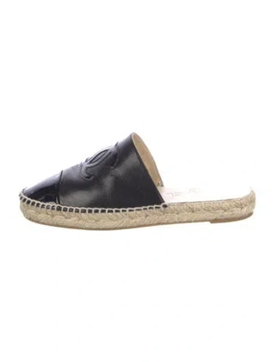 Pre-owned Chanel 2018 Interlocking Cc Logo Espadrilles In Black