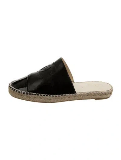 Pre-owned Chanel 2018 Interlocking Cc Logo Espadrilles In Black
