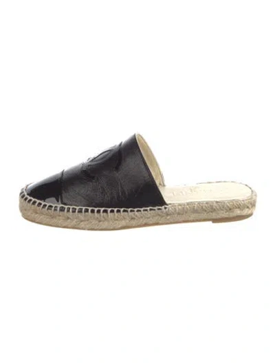 Pre-owned Chanel 2018 Interlocking Cc Logo Espadrilles In Black