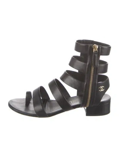 Pre-owned Chanel 2018 Interlocking Cc Logo Gladiator Sandals In Black