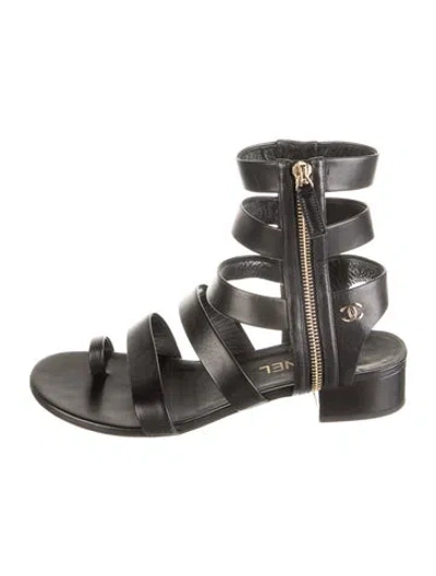 Pre-owned Chanel 2018 Interlocking Cc Logo Gladiator Sandals In Black