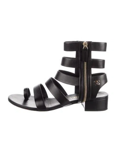 Pre-owned Chanel 2018 Interlocking Cc Logo Gladiator Sandals In Black
