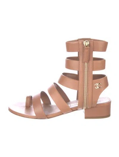 Pre-owned Chanel 2018 Interlocking Cc Logo Gladiator Sandals In Brown