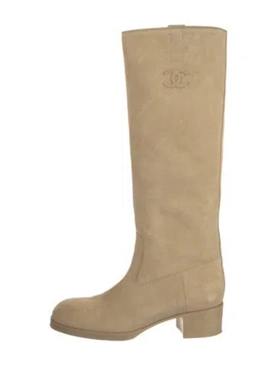 Pre-owned Chanel 2018 Interlocking Cc Logo Riding Boots In Neutral