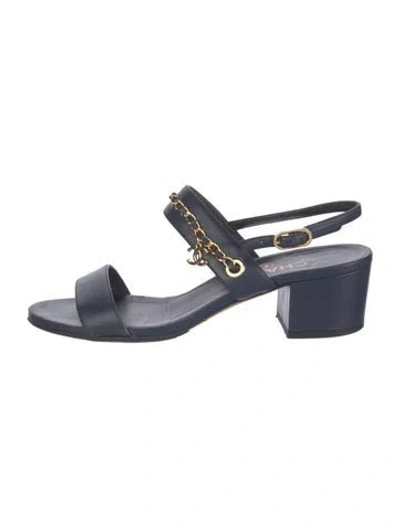Pre-owned Chanel 2018 Interlocking Cc Logo Sandals In Blue