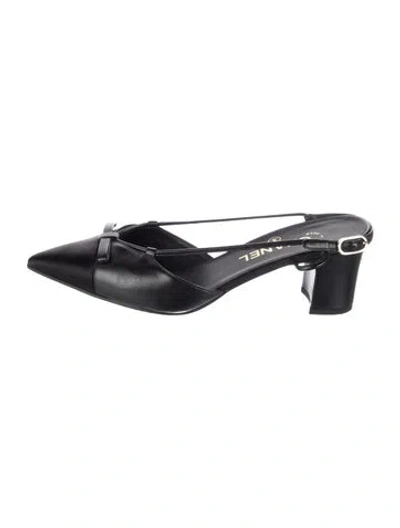 Pre-owned Chanel 2018 Interlocking Cc Logo Slingback Pumps In Black