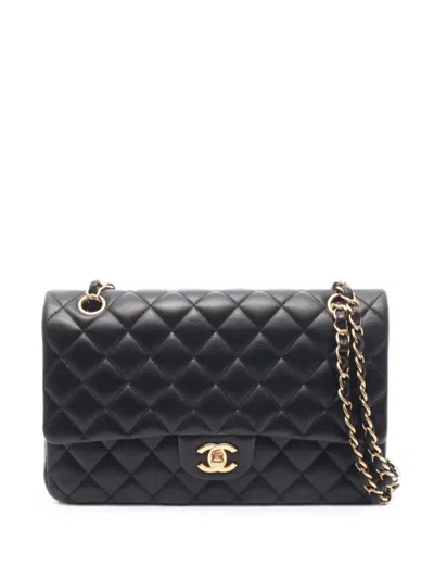 Chanel 2018 Matelassé Flap Shoulder Bag In Black