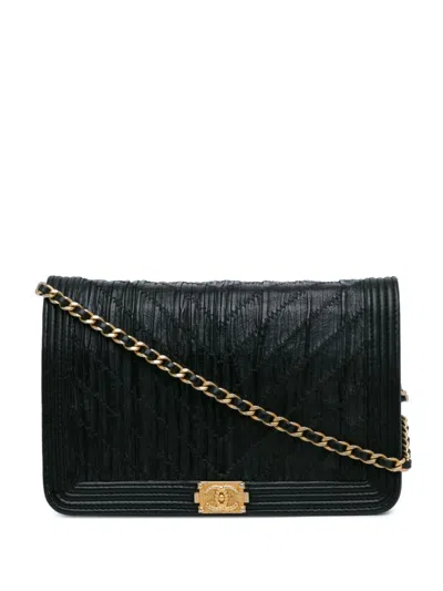 Pre-owned Chanel 2018 Pleated Crumpled Chevron Le Boy Wallet On Chain Crossbody Bag In Black