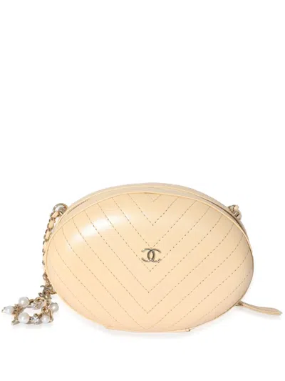 Pre-owned Chanel 2018/2019 City Evening Shoulder Bag In Neutrals