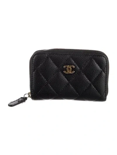 Pre-owned Chanel 2018-2019 Interlocking Cc Logo Coin Pouch In Black