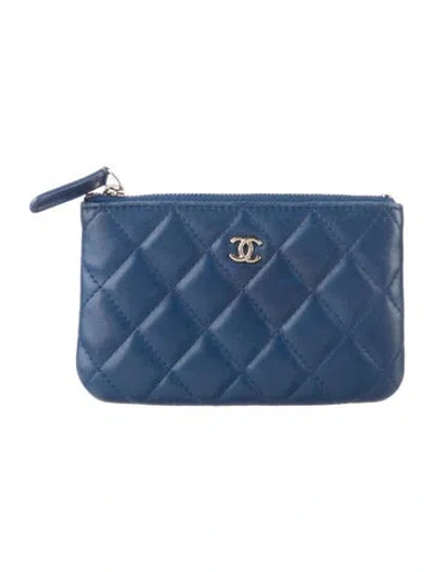Pre-owned Chanel 2018-2019 Interlocking Cc Logo Wallet In Blue