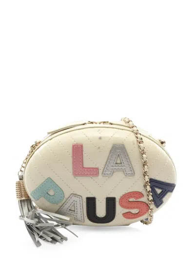 Pre-owned Chanel 2018-2019 La Pausa Cross Body Bag In ニュートラル