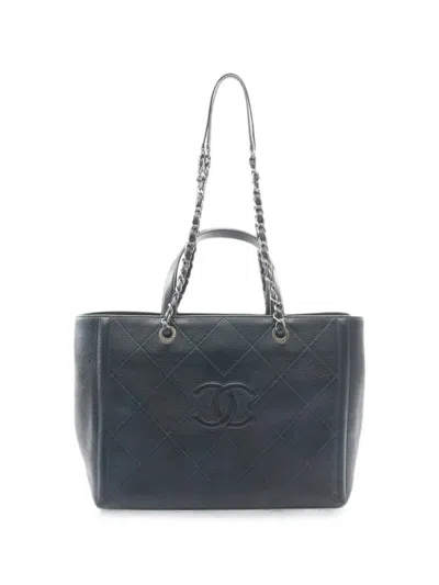 Pre-owned Chanel 2018-2019 Matelassé Chain Tote Bag In Blue