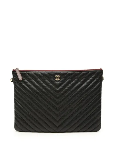 Pre-owned Chanel 2018-2019 Medium Cc Chevron Caviar O Case Clutch Bag In Black