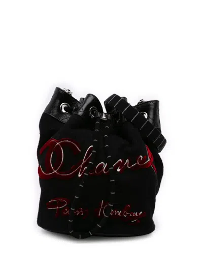 Pre-owned Chanel 2018-2019 Paris Hamburg Wool Bucket Bag In Black