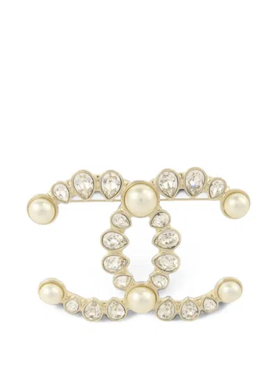 Pre-owned Chanel 2019 Cc Brooch In Gold