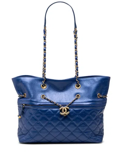 Pre-owned Chanel 2019 Cc Calfskin Front Zip Drawstring Chain Tote Bag In Blue