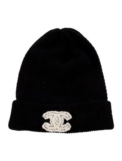 Pre-owned Chanel 2019 Cc Cashmere Beanie In Black