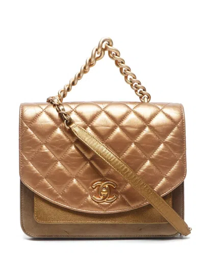 Pre-owned Chanel 2019 Cc Diamond-quilted Shoulder Bag In Gold