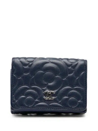 Pre-owned Chanel 2019 Cc Embossed Goatskin Camellia Trifold Compact Wallet Small Wallets In Blue