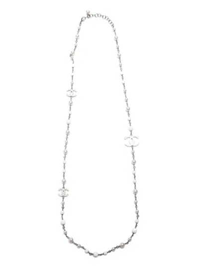 Pre-owned Chanel 2019 Cc Faux-pearl Necklace In Silver