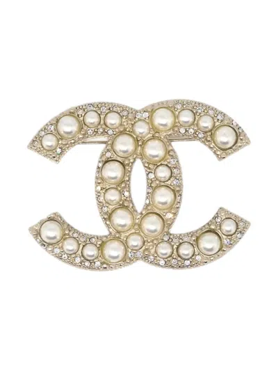 Pre-owned Chanel 2019 Cc Pearl Rhinestone Brooch