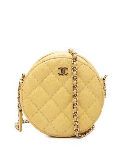 Pre-owned Chanel 2019 Cc Quilted Caviar Round Clutch With Chain Crossbody Bag In Yellow