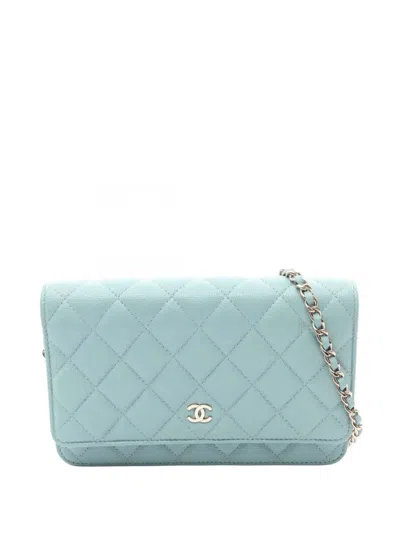 Pre-owned Chanel 2019 Cc Quilted Caviar Wallet On Chain Crossbody Bag In Blue