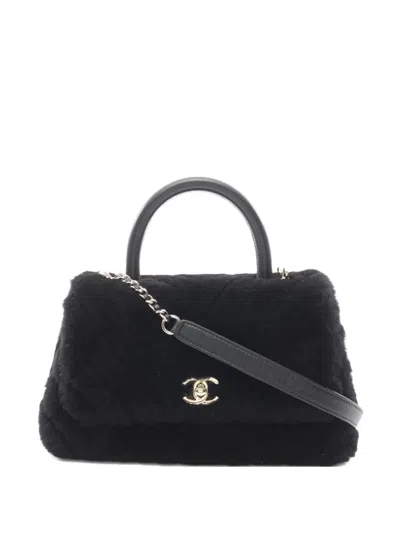 Pre-owned Chanel 2019 Coco Handle Flap Lambskin Handbag In Black