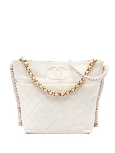 Pre-owned Chanel 2019 Crumpled Calfskin En Vogue Rope Satchel In White