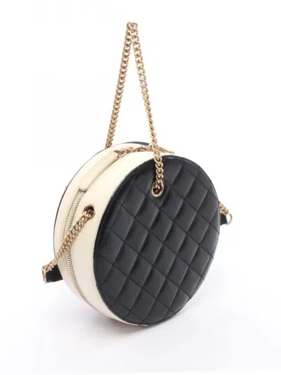 Pre-owned Chanel 2019 Crumpled Calfskin En Vogue Round Bag Satchel In Black