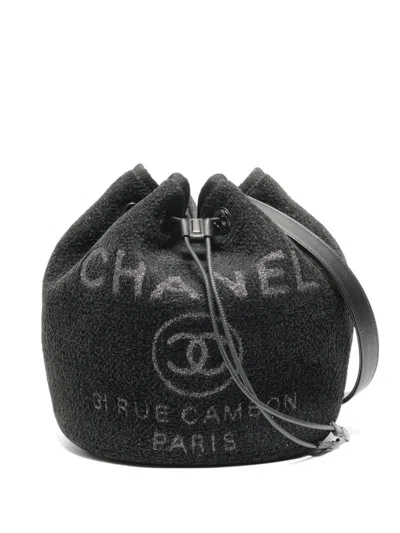 Pre-owned Chanel 2019 Deauville Drawstring Shoulder Bag In Black