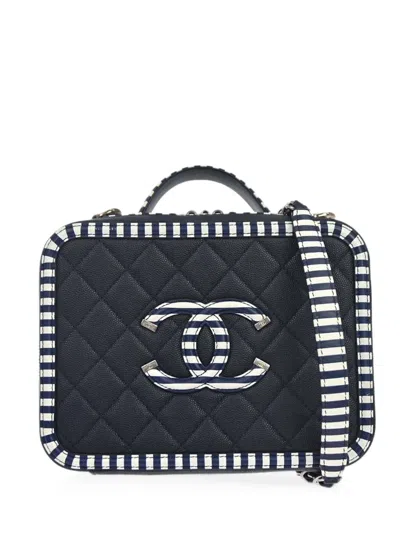 Pre-owned Chanel 2019 Filigree Vanity Handbag In Blue