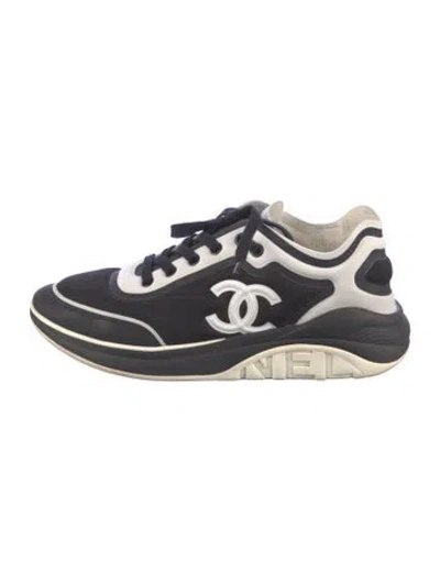 Pre-owned Chanel 2019 Interlocking Cc Logo Athletic Sneakers In Black