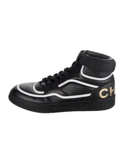 Pre-owned Chanel 2019 Interlocking Cc Logo Athletic Sneakers In Black