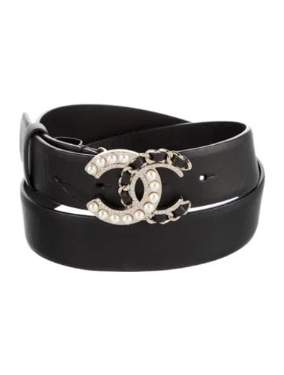 Pre-owned Chanel 2019 Interlocking Cc Logo Belt In Black