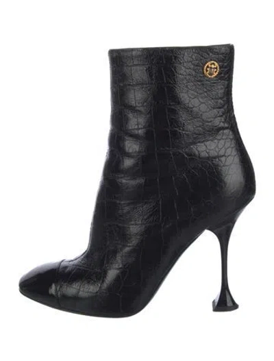 Pre-owned Chanel 2019 Interlocking Cc Logo Boots In Black