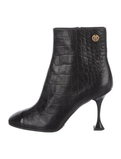 Pre-owned Chanel 2019 Interlocking Cc Logo Boots In Black