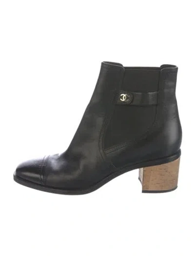 Pre-owned Chanel 2019 Interlocking Cc Logo Boots In Black