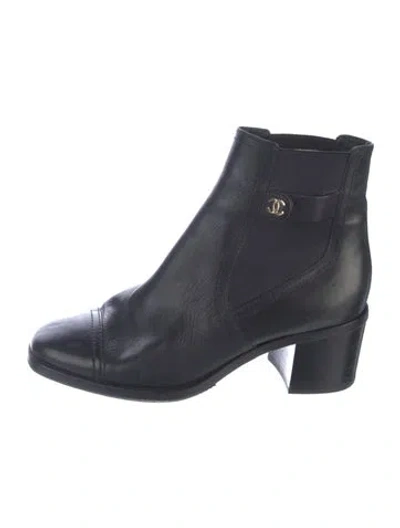 Pre-owned Chanel 2019 Interlocking Cc Logo Boots In Black