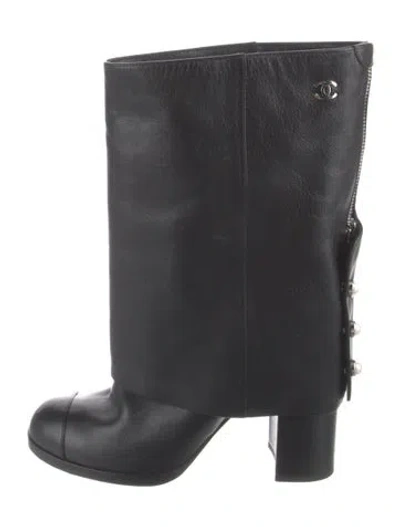 Pre-owned Chanel 2019 Interlocking Cc Logo Boots In Black