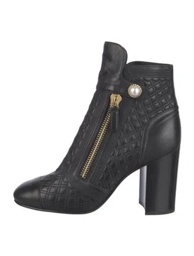 Pre-owned Chanel 2019 Interlocking Cc Logo Boots In Black